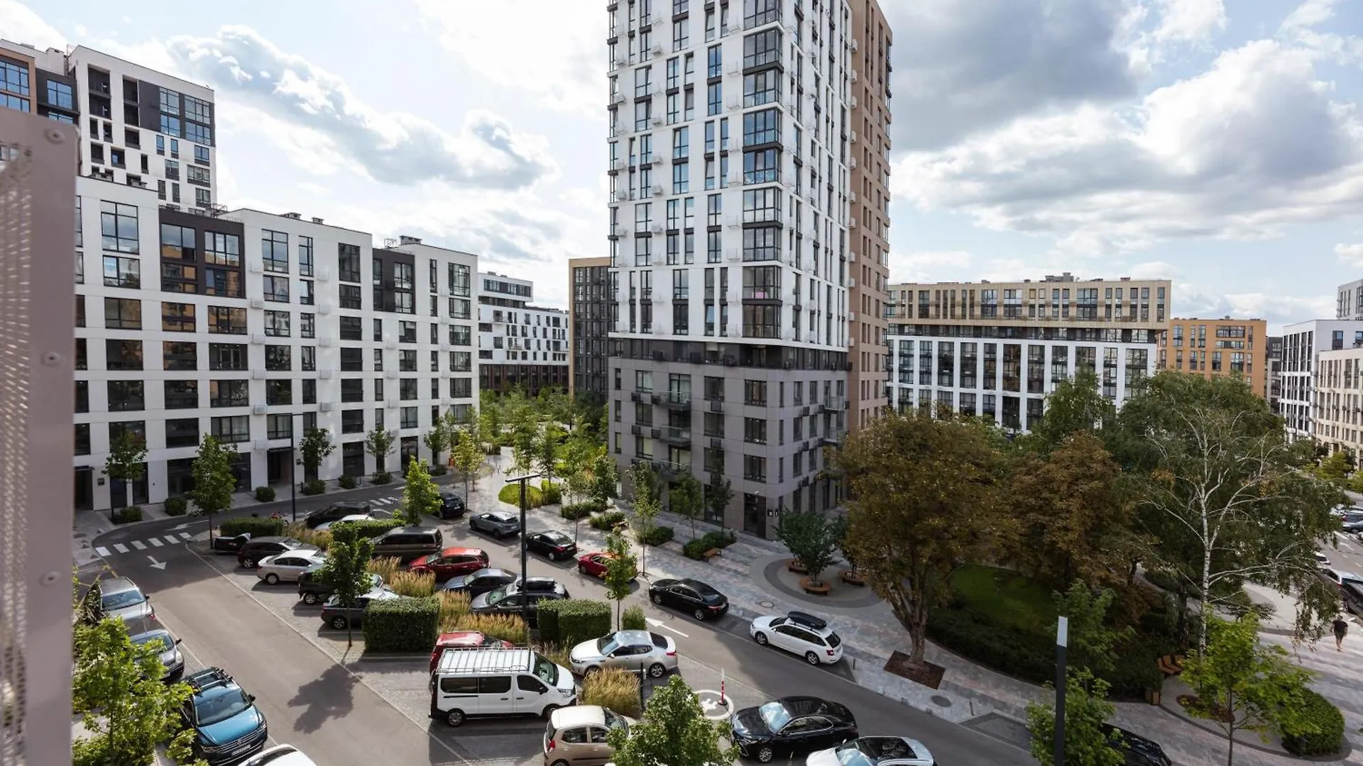 Aparthotel Nyvky Like Home - Файна Таун - Квартира 80 Kyiv