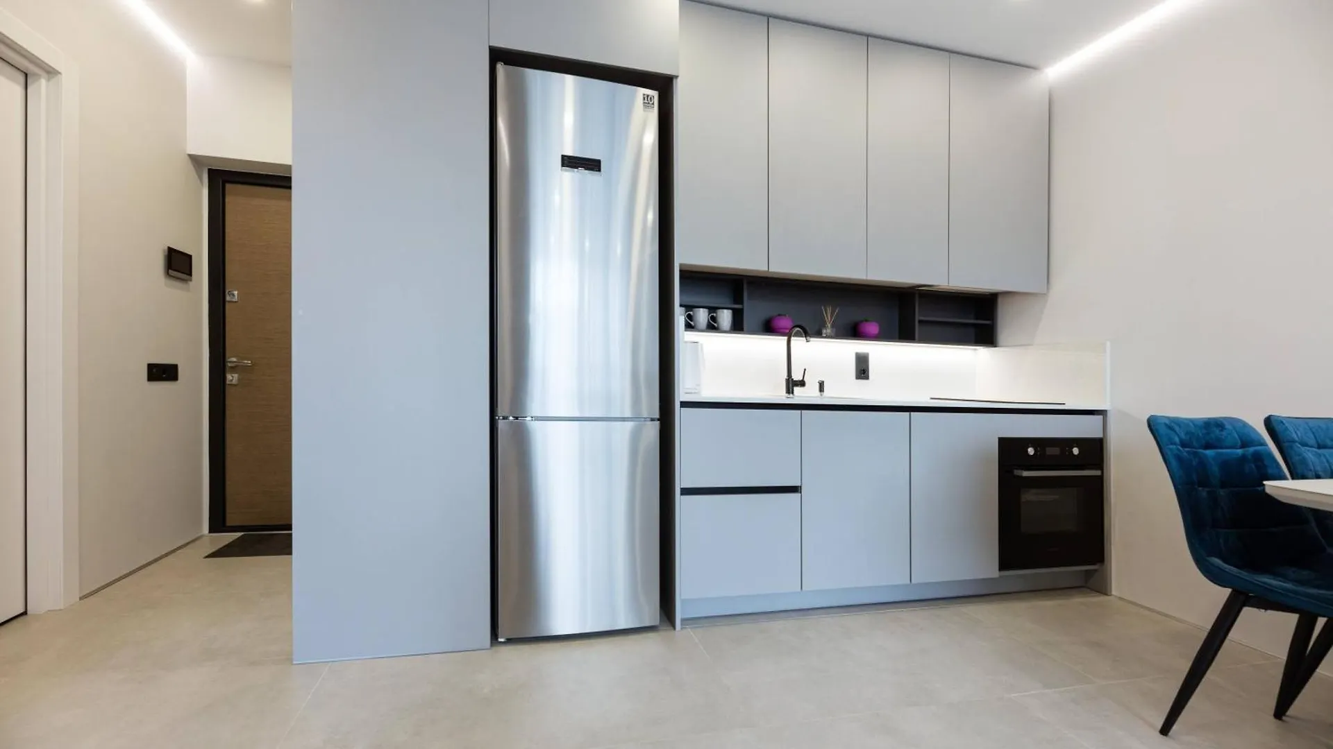 Aparthotel Nyvky Like Home - Файна Таун - Квартира 80 Kyiv